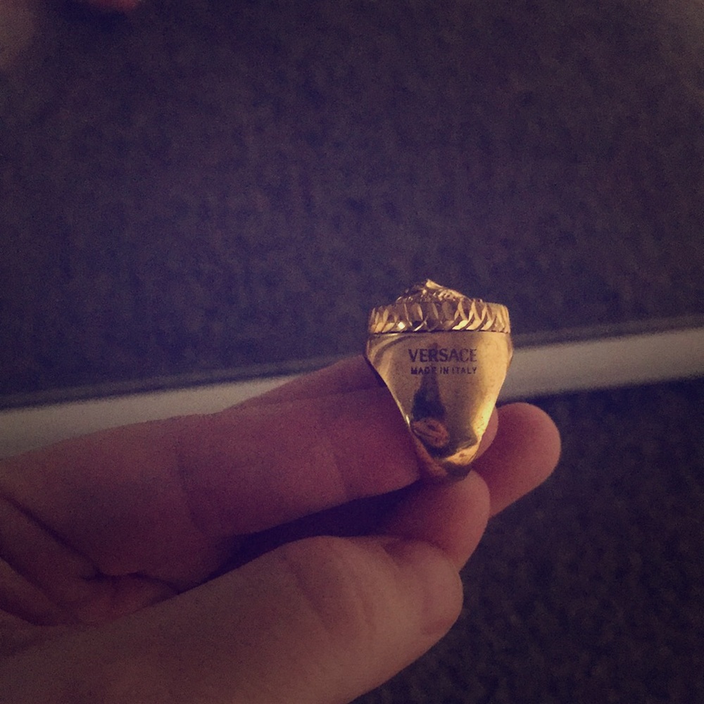Versace gold men’s pinky ring